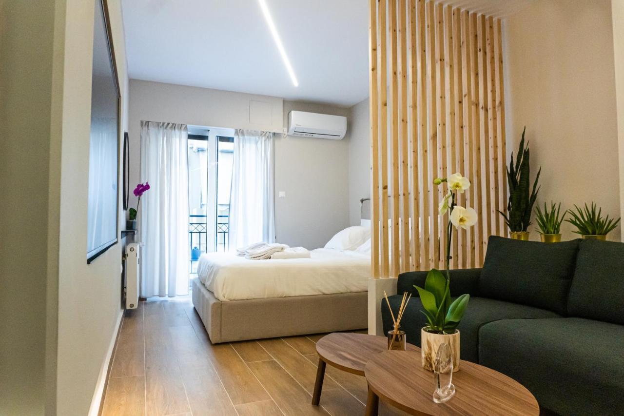 Elegant Suite - พีเรียส ภายนอก รูปภาพ